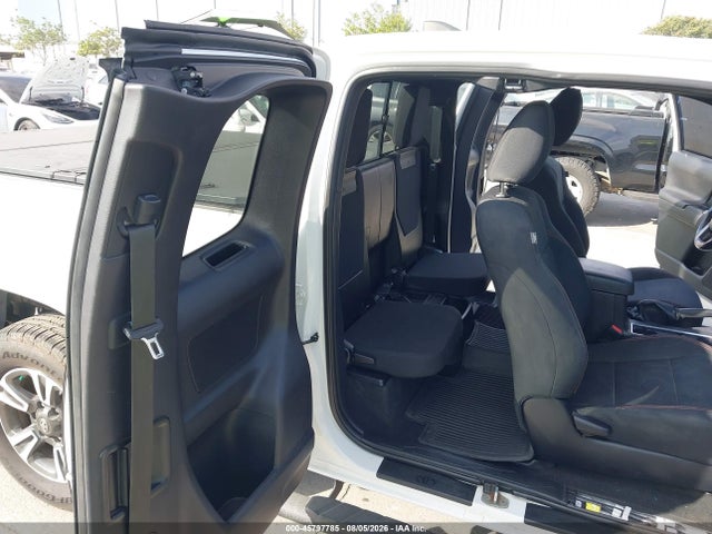 Продажа на аукционе авто 2017 Toyota Tacoma Trd Sport, vin: 5TFSZ5AN1HX118468, номер лота: 45797785