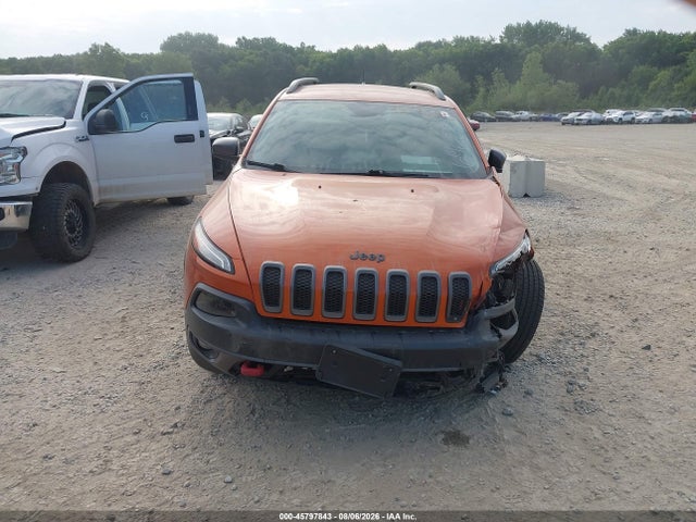 Продажа на аукционе авто 2015 Jeep Cherokee Trailhawk, vin: 1C4PJMBS5FW646299, номер лота: 45797843