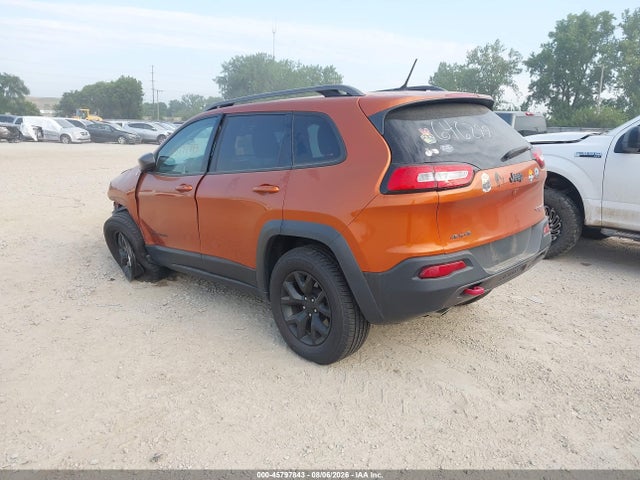 Продажа на аукционе авто 2015 Jeep Cherokee Trailhawk, vin: 1C4PJMBS5FW646299, номер лота: 45797843