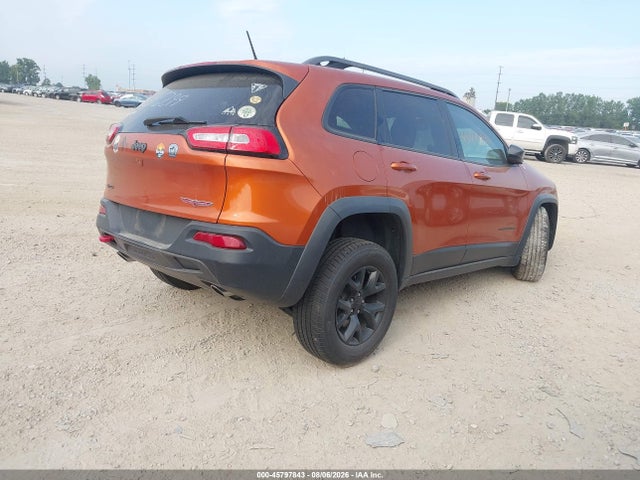 Продажа на аукционе авто 2015 Jeep Cherokee Trailhawk, vin: 1C4PJMBS5FW646299, номер лота: 45797843