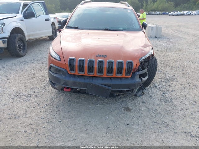 Продажа на аукционе авто 2015 Jeep Cherokee Trailhawk, vin: 1C4PJMBS5FW646299, номер лота: 45797843