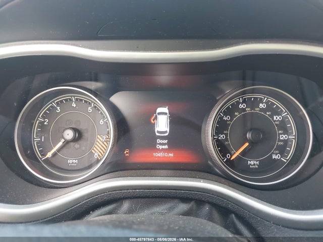 Продажа на аукционе авто 2015 Jeep Cherokee Trailhawk, vin: 1C4PJMBS5FW646299, номер лота: 45797843