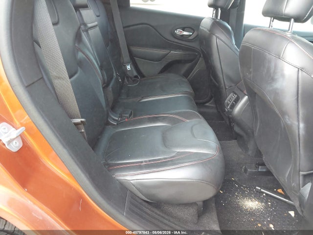 Продажа на аукционе авто 2015 Jeep Cherokee Trailhawk, vin: 1C4PJMBS5FW646299, номер лота: 45797843