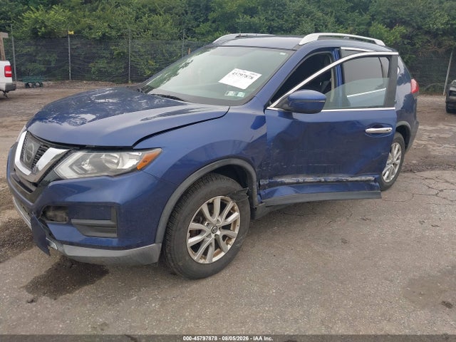 Nissan ROGUE SV 2017 KNMAT2MV3HP585513 Image 2