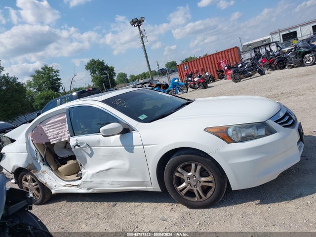 2011 Honda Accord 2.4 Ex-l მანქანა იყიდება აუქციონზე, vin: 1HGCP2F88BA077182, აუქციონის ნომერი: 45797883