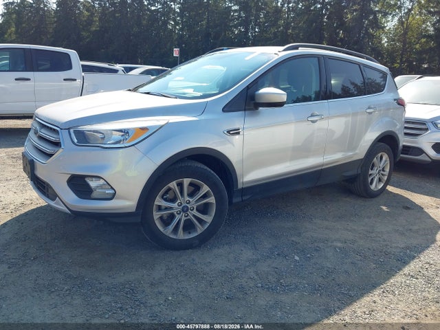 Ford ESCAPE SE 2018 1FMCU9GD5JUD08625 Image 2