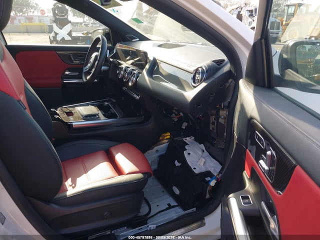 W1N4N4GB2MJ240709 Mercedes-Benz GLA 250