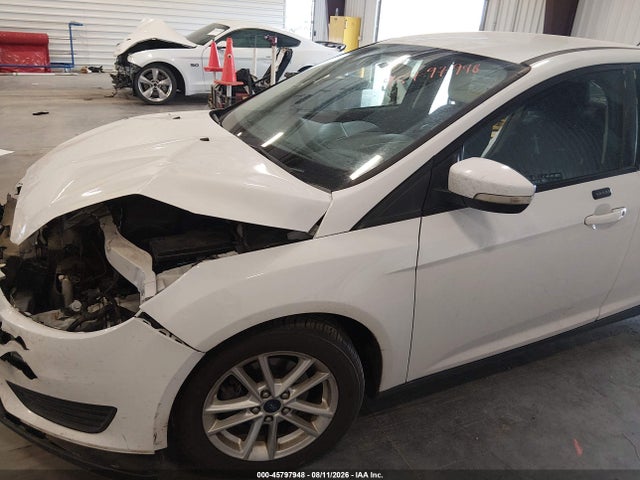 45797948 :رقم المزاد ، 1FADP3F28FL314435 vin ، 2015 Ford Focus Se مزاد بيع