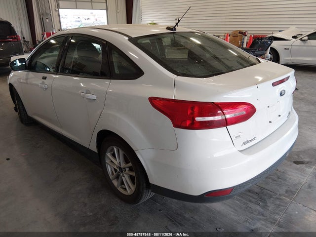 45797948 :رقم المزاد ، 1FADP3F28FL314435 vin ، 2015 Ford Focus Se مزاد بيع