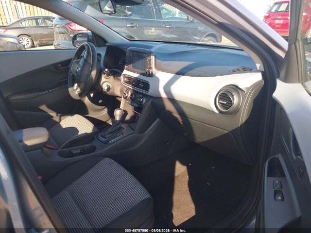2021 Hyundai Kona Se მანქანა იყიდება აუქციონზე, vin: KM8K12AA8MU609971, აუქციონის ნომერი: 45797950