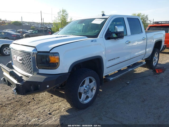 GMC Sierra 2500hd Denali 2015 1GT120E89FF135528 Image 2