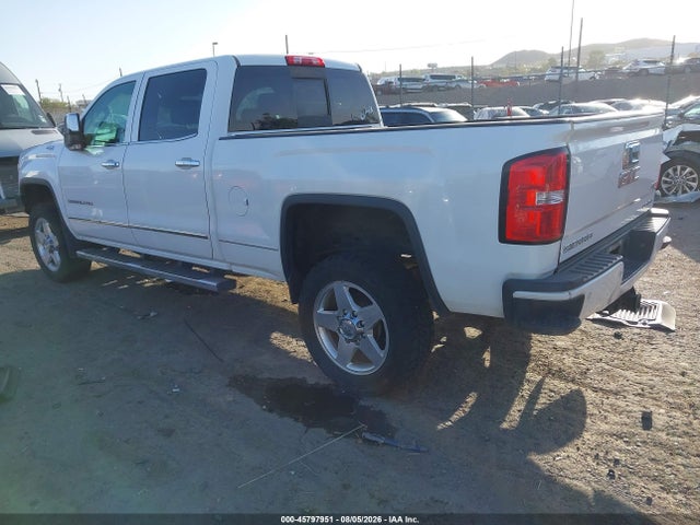 GMC Sierra 2500hd Denali 2015 1GT120E89FF135528 Image 3