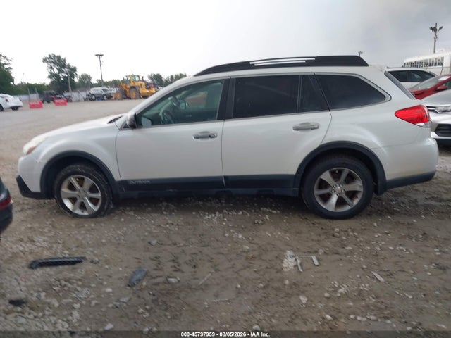 Продаж на аукціоні авто 2013 Subaru Outback 3.6r Limited, vin: 4S4BRDSC4D2319842, номер лоту: 45797959