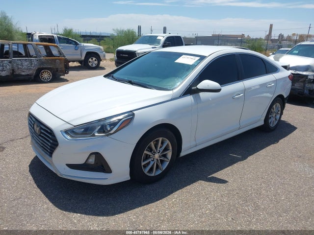 Hyundai SONATA SE 2018 5NPE24AF1JH602033 Image 2