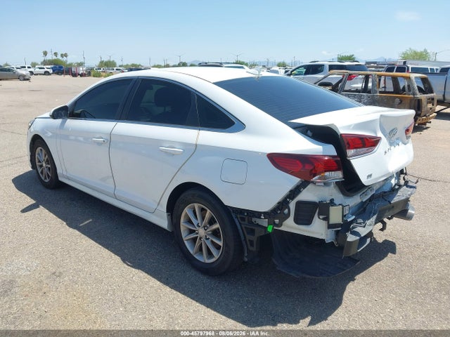 Hyundai SONATA SE 2018 5NPE24AF1JH602033 Image 3
