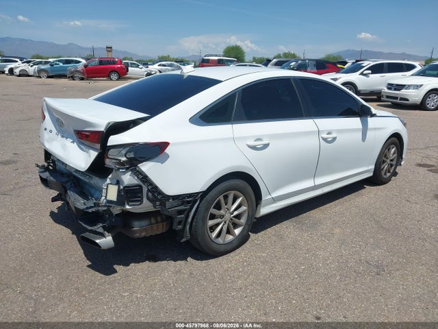 Hyundai SONATA SE 2018 5NPE24AF1JH602033 Image 4