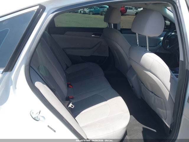 Hyundai SONATA SE 2018 5NPE24AF1JH602033 Image 8