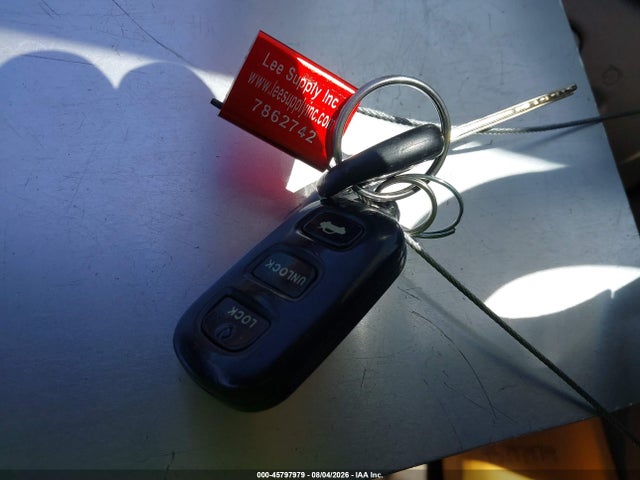 Продажа на аукционе авто 2002 Toyota Camry Le, vin: JTDBE32K420110644, номер лота: 45797979