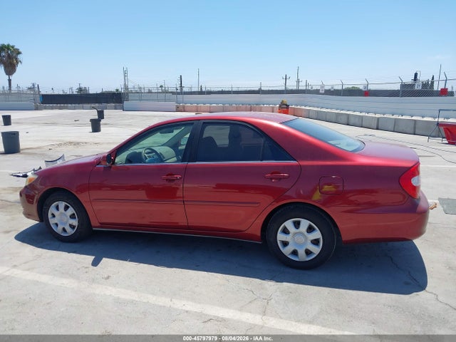 Продажа на аукционе авто 2002 Toyota Camry Le, vin: JTDBE32K420110644, номер лота: 45797979