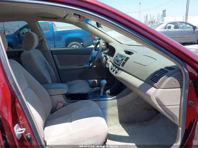 Продажа на аукционе авто 2002 Toyota Camry Le, vin: JTDBE32K420110644, номер лота: 45797979