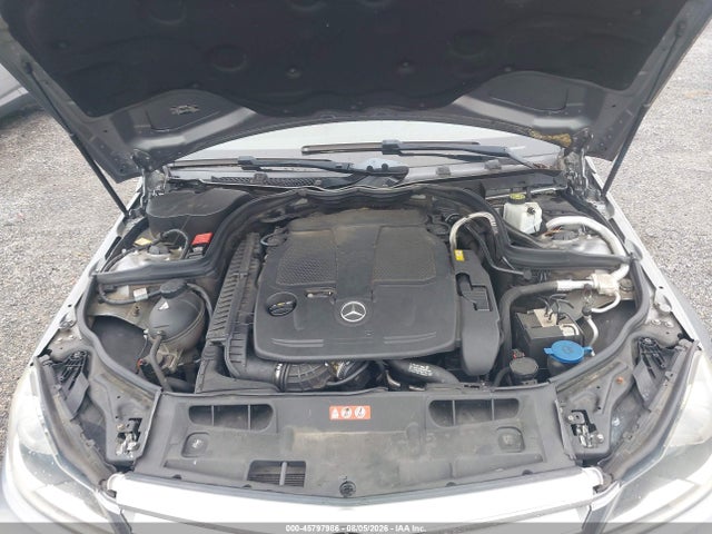 2013 Mercedes-benz C 300 Sport 4matic მანქანა იყიდება აუქციონზე, vin: WDDGF8AB0DR284250, აუქციონის ნომერი: 45797986