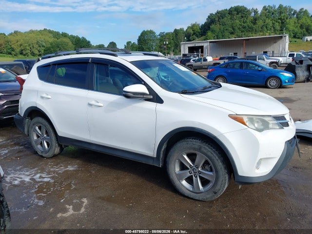 Продаж на аукціоні авто 2015 Toyota Rav4 Xle, vin: 2T3RFREV0FW234111, номер лоту: 45798022