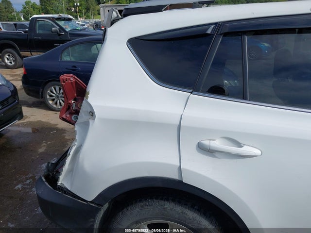 Продаж на аукціоні авто 2015 Toyota Rav4 Xle, vin: 2T3RFREV0FW234111, номер лоту: 45798022