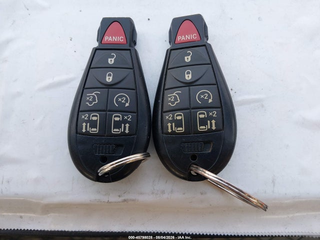 2C4RC1CG5ER234015 Chrysler Town &amp; Country Touring-l