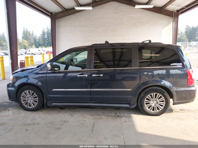 2C4RC1CG5ER234015 Chrysler Town &amp; Country Touring-l