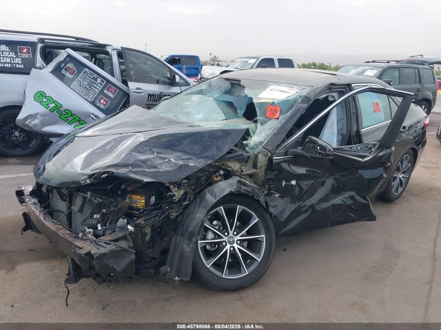 4T1BF1FK9HU349566 Toyota CAMRY XSE