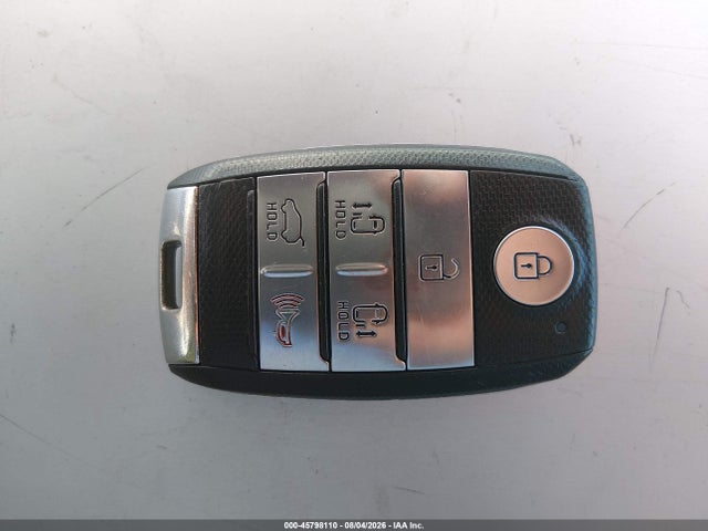 KIA SEDONA LX 2016 KNDMB5C1XG6210156 Image 11