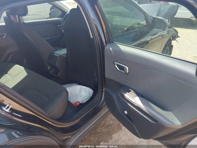 2025 Kia K4 Lxs მანქანა იყიდება აუქციონზე, vin: 3KPFT4DE3SE084727, აუქციონის ნომერი: 45798133