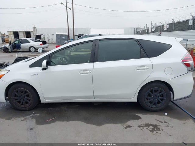 Aukcja sprzedaży 2015 Toyota Prius V Three, vin: JTDZN3EU2FJ022414, numer aukcji: 45798151