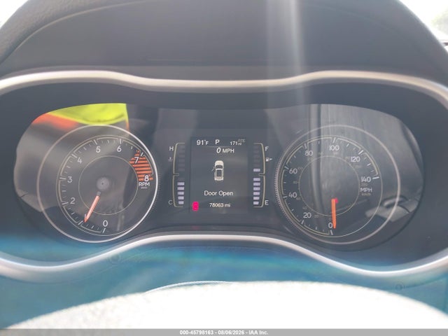 Продажа на аукционе авто 2018 Jeep Cherokee Latitude Plus 4x4, vin: 1C4PJMLX3JD527648, номер лота: 45798163