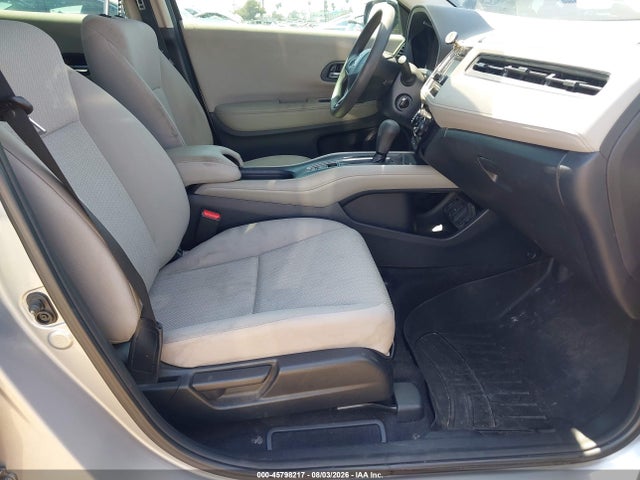 3CZRU5H36HG702963 Honda HR-V LX
