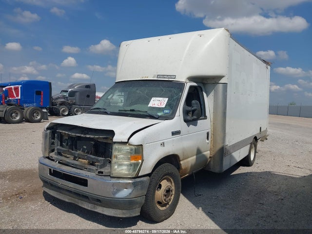 45798274 :رقم المزاد ، 1FDWE3FN2MDC01828 vin ، 2021 Ford E-350 Cutaway مزاد بيع