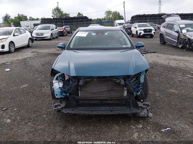 4T1DBADK8SU508253 Toyota CAMRY LE
