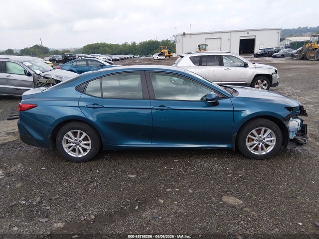 4T1DBADK8SU508253 Toyota CAMRY LE