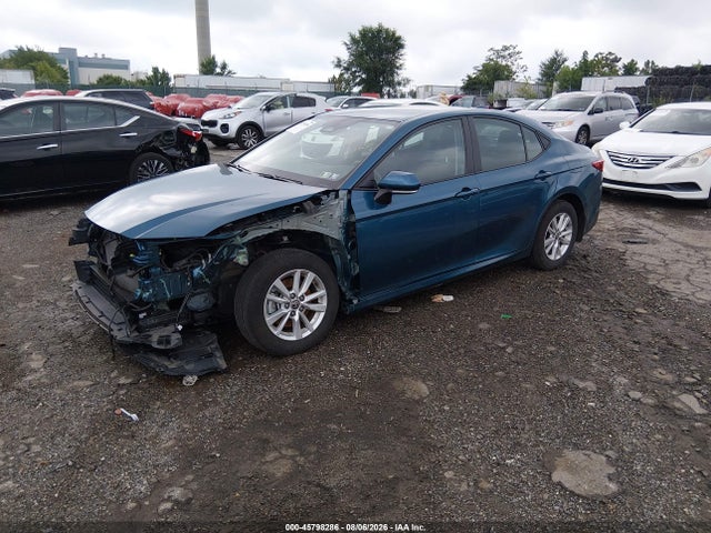4T1DBADK8SU508253 Toyota CAMRY LE