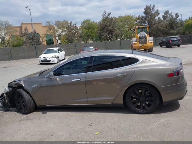 Tesla Model S 70d/85d/p85d 2015 5YJSA1S2XFF089242 Image 14