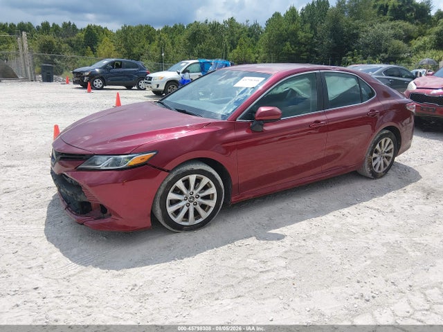 Toyota CAMRY LE 2018 4T1B11HK4JU672134 Image 2