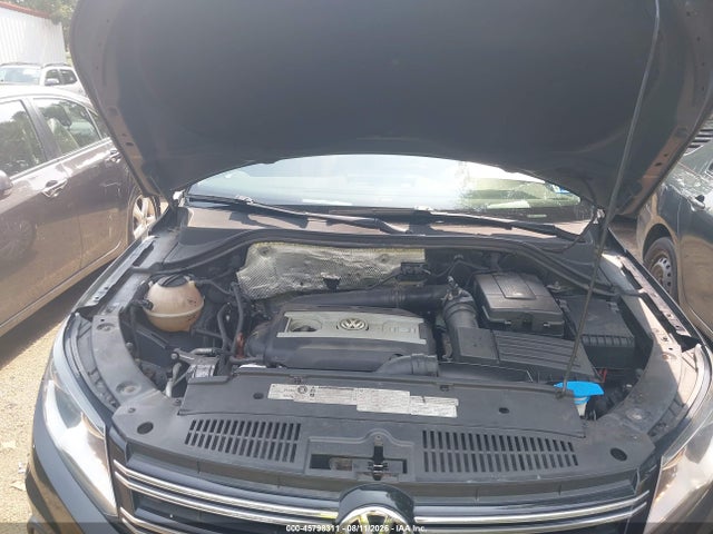 2013 Volkswagen Tiguan Se მანქანა იყიდება აუქციონზე, vin: WVGBV7AX0DW510183, აუქციონის ნომერი: 45798311