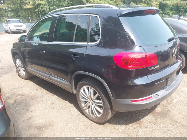2013 Volkswagen Tiguan Se მანქანა იყიდება აუქციონზე, vin: WVGBV7AX0DW510183, აუქციონის ნომერი: 45798311