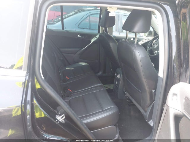 2013 Volkswagen Tiguan Se მანქანა იყიდება აუქციონზე, vin: WVGBV7AX0DW510183, აუქციონის ნომერი: 45798311