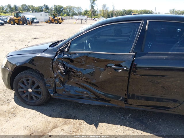 Продажа на аукционе авто 2013 Volkswagen Jetta 2.5l Se, vin: 3VWDP7AJ8DM438407, номер лота: 45798342