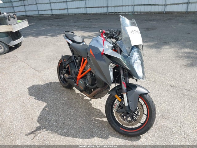 KTM 1290 Super Duke Gt 2017 VBKV69404HM953865 zdjęcie główne