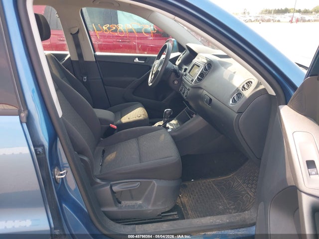 45798384 :رقم المزاد ، WVGBV7AX8JK001641 vin ، 2018 Volkswagen Tiguan Limited 2.0t مزاد بيع