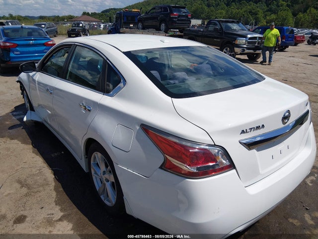 2015 Nissan Altima 2.5 Sv მანქანა იყიდება აუქციონზე, vin: 1N4AL3AP4FC462163, აუქციონის ნომერი: 45798463