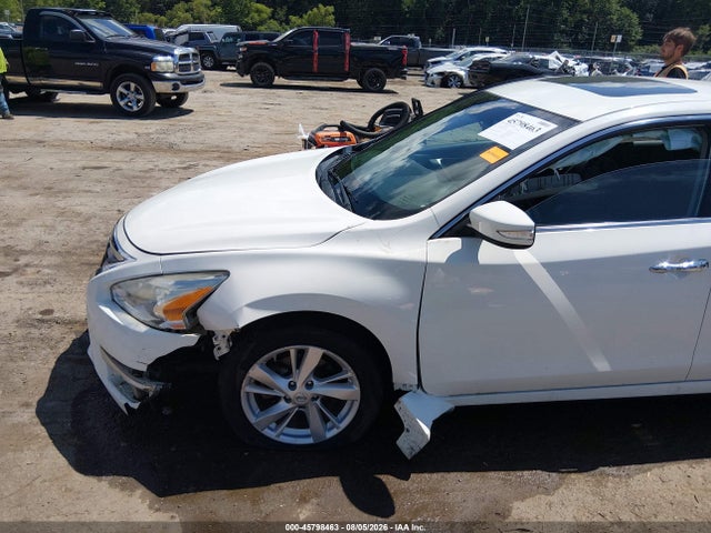 2015 Nissan Altima 2.5 Sv მანქანა იყიდება აუქციონზე, vin: 1N4AL3AP4FC462163, აუქციონის ნომერი: 45798463
