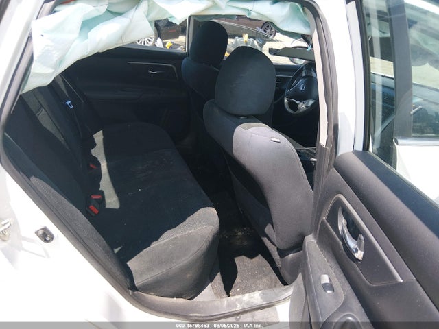 2015 Nissan Altima 2.5 Sv მანქანა იყიდება აუქციონზე, vin: 1N4AL3AP4FC462163, აუქციონის ნომერი: 45798463